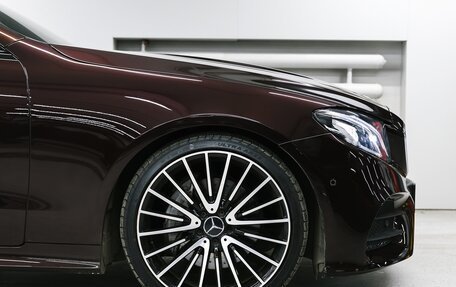 Mercedes-Benz E-Класс, 2018 год, 3 650 000 рублей, 4 фотография