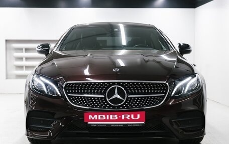 Mercedes-Benz E-Класс, 2018 год, 3 650 000 рублей, 2 фотография