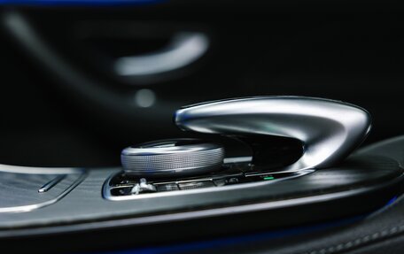 Mercedes-Benz E-Класс, 2018 год, 3 650 000 рублей, 28 фотография