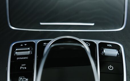 Mercedes-Benz E-Класс, 2018 год, 3 650 000 рублей, 29 фотография