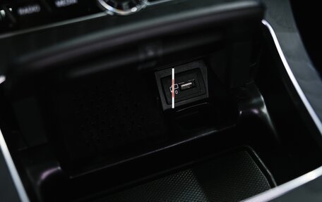 Mercedes-Benz E-Класс, 2018 год, 3 650 000 рублей, 30 фотография