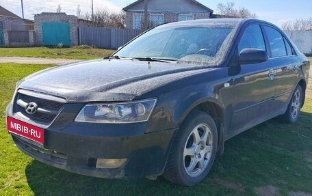 Hyundai Sonata VI, 2005 год, 600 000 рублей, 1 фотография