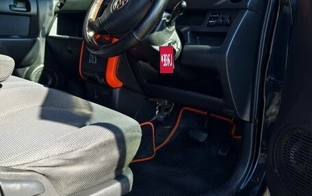 Toyota bB I рестайлинг, 2005 год, 420 000 рублей, 3 фотография