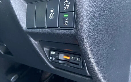 Honda Stepwgn IV, 2017 год, 1 590 000 рублей, 10 фотография