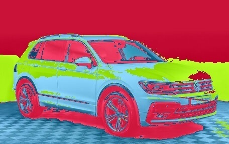 Volkswagen Tiguan II, 2020 год, 2 419 000 рублей, 3 фотография