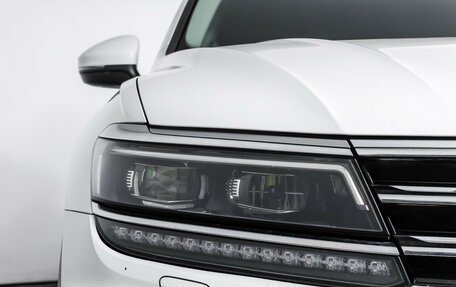 Volkswagen Tiguan II, 2020 год, 2 419 000 рублей, 24 фотография