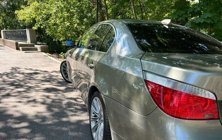 BMW 5 серия, 2006 год, 1 300 000 рублей, 3 фотография