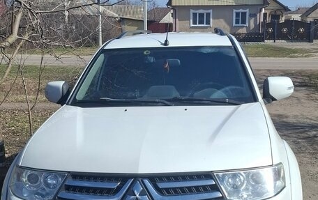 Mitsubishi Pajero Sport II рестайлинг, 2015 год, 1 980 000 рублей, 5 фотография