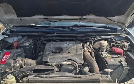 Mitsubishi Pajero Sport II рестайлинг, 2015 год, 1 980 000 рублей, 6 фотография