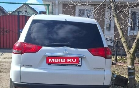 Mitsubishi Pajero Sport II рестайлинг, 2015 год, 1 980 000 рублей, 3 фотография