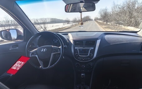 Hyundai Solaris II рестайлинг, 2014 год, 820 000 рублей, 5 фотография