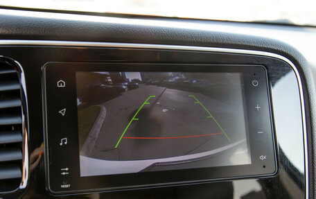 Mitsubishi Outlander III рестайлинг 3, 2021 год, 2 848 000 рублей, 15 фотография