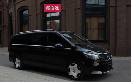 Mercedes-Benz V-Класс, 2025 год, 49 850 000 рублей, 2 фотография