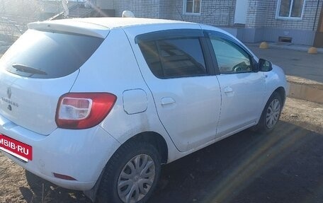 Renault Sandero II рестайлинг, 2016 год, 700 000 рублей, 5 фотография