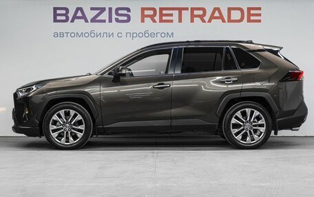 Toyota RAV4, 2021 год, 3 900 000 рублей, 9 фотография