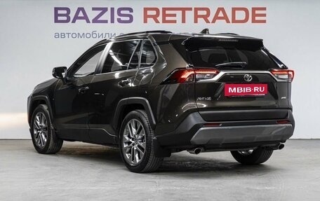 Toyota RAV4, 2021 год, 3 900 000 рублей, 8 фотография