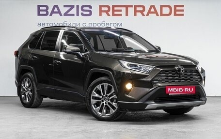 Toyota RAV4, 2021 год, 3 900 000 рублей, 4 фотография