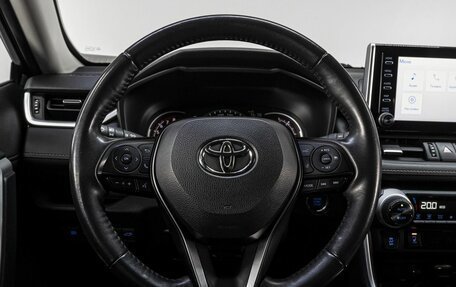 Toyota RAV4, 2021 год, 3 900 000 рублей, 20 фотография