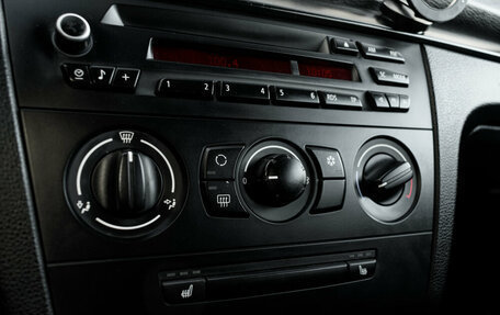 BMW 1 серия, 2010 год, 850 000 рублей, 15 фотография