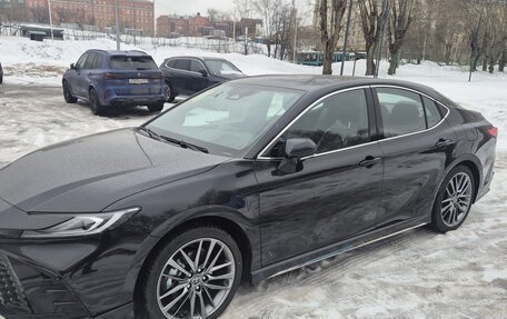 Toyota Camry, 2025 год, 4 300 000 рублей, 2 фотография