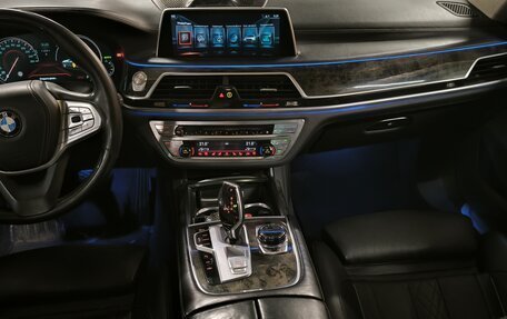 BMW 7 серия, 2016 год, 3 128 000 рублей, 6 фотография