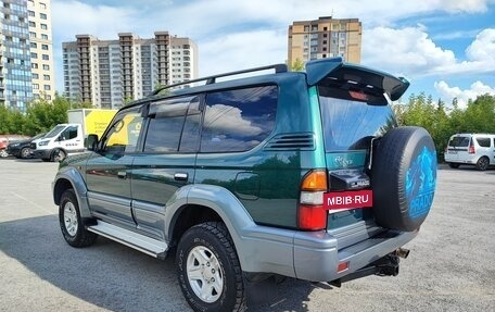 Toyota Land Cruiser Prado 90 рестайлинг, 1997 год, 1 750 000 рублей, 4 фотография