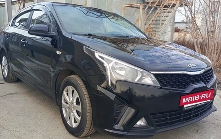 KIA Rio IV, 2021 год, 1 615 000 рублей, 3 фотография