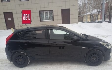 Hyundai Solaris II рестайлинг, 2016 год, 750 000 рублей, 3 фотография