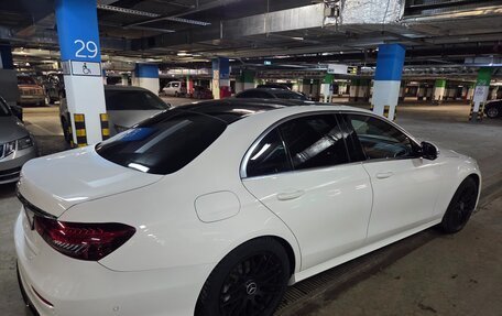 Mercedes-Benz E-Класс, 2016 год, 3 550 000 рублей, 5 фотография