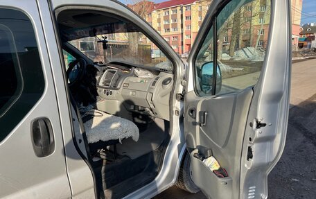 Renault Trafic, 2011 год, 1 550 000 рублей, 6 фотография
