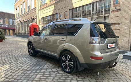 Mitsubishi Outlander III рестайлинг 3, 2008 год, 830 000 рублей, 10 фотография