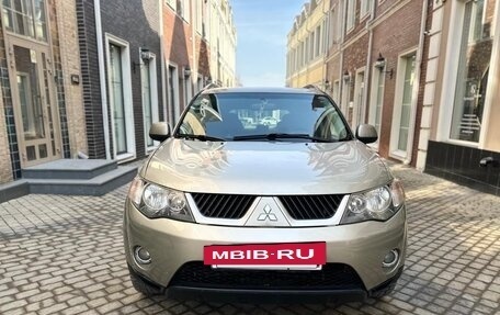 Mitsubishi Outlander III рестайлинг 3, 2008 год, 830 000 рублей, 7 фотография