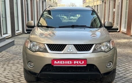 Mitsubishi Outlander III рестайлинг 3, 2008 год, 830 000 рублей, 8 фотография