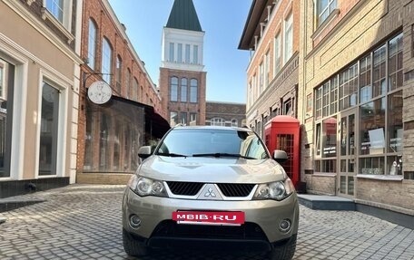 Mitsubishi Outlander III рестайлинг 3, 2008 год, 830 000 рублей, 3 фотография