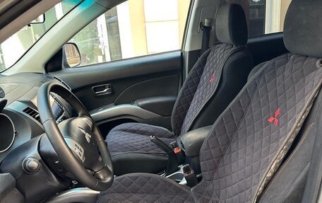 Mitsubishi Outlander III рестайлинг 3, 2008 год, 830 000 рублей, 28 фотография