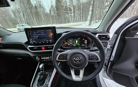 Toyota Raize I, 2023 год, 1 230 000 рублей, 11 фотография