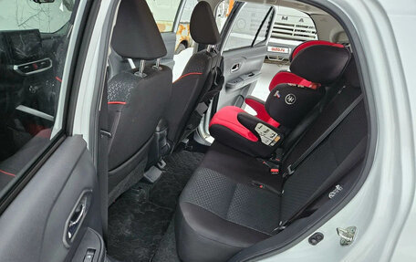 Toyota Raize I, 2023 год, 1 230 000 рублей, 15 фотография