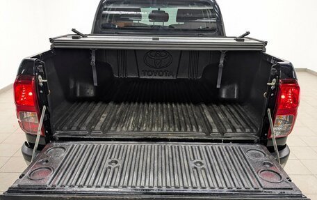 Toyota Hilux VIII, 2017 год, 3 500 000 рублей, 4 фотография