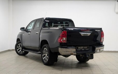 Toyota Hilux VIII, 2017 год, 3 500 000 рублей, 22 фотография