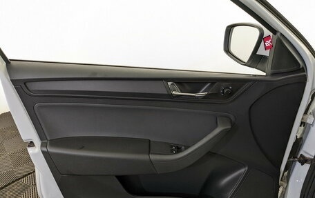 Skoda Rapid II, 2021 год, 1 350 000 рублей, 19 фотография