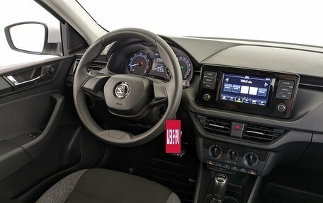 Skoda Rapid II, 2021 год, 1 350 000 рублей, 24 фотография