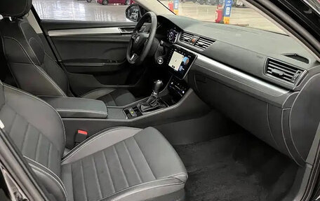 Skoda Superb III рестайлинг, 2021 год, 1 569 000 рублей, 10 фотография