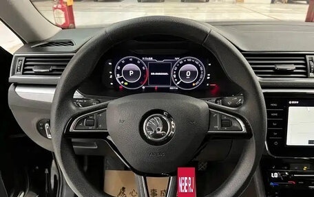 Skoda Superb III рестайлинг, 2021 год, 1 569 000 рублей, 8 фотография