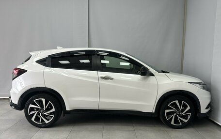 Honda Vezel, 2020 год, 1 948 000 рублей, 10 фотография