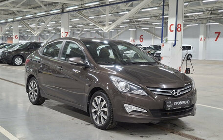 Hyundai Solaris II рестайлинг, 2015 год, 1 170 000 рублей, 3 фотография