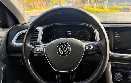 Volkswagen T-Roc I, 2022 год, 1 437 000 рублей, 10 фотография