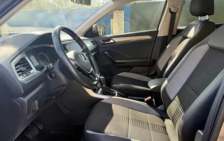 Volkswagen T-Roc I, 2022 год, 1 437 000 рублей, 9 фотография