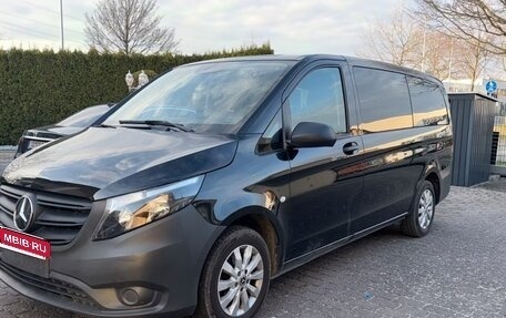 Mercedes-Benz Vito, 2023 год, 3 899 000 рублей, 1 фотография