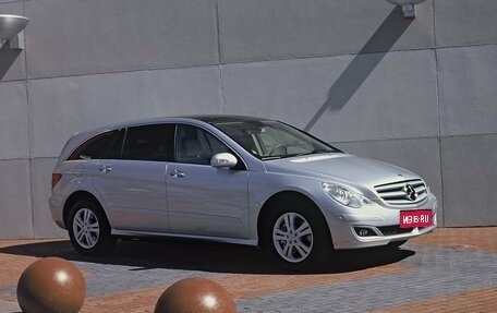 Mercedes-Benz R-Класс, 2006 год, 800 000 рублей, 1 фотография