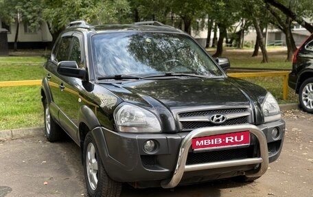 Hyundai Tucson III, 2008 год, 1 000 000 рублей, 1 фотография